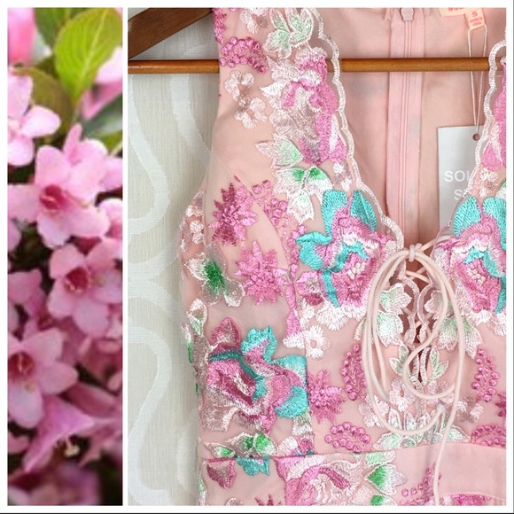 Pink and Floral Embroidery Romper - Picture 5 of 8